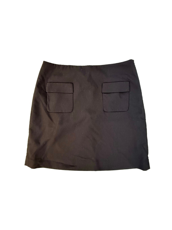 Ann Taylor LOFT Dresses & Skirts - LOFT Black Mini Skirt w/ Front Flap Pockets - Size 6
